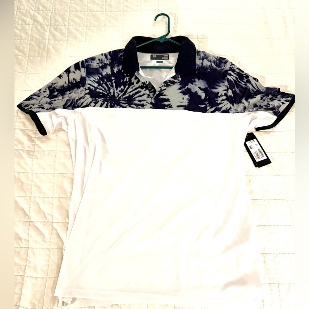 OAKLEY MTNDYE CLABLK POLO